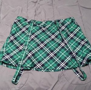 Tripp Nyc Royal Bones Green Plaid skirt